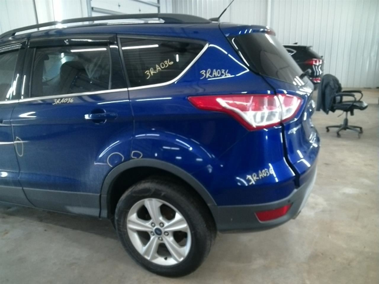 Driver Left Front Spindle/Knuckle Fits 13-19 ESCAPE 104787980