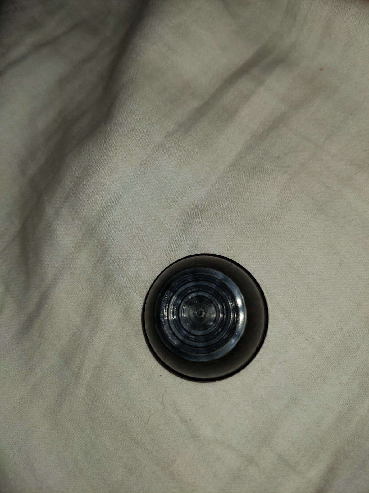 One (1) Associated 610043 3/8 Axle Cap