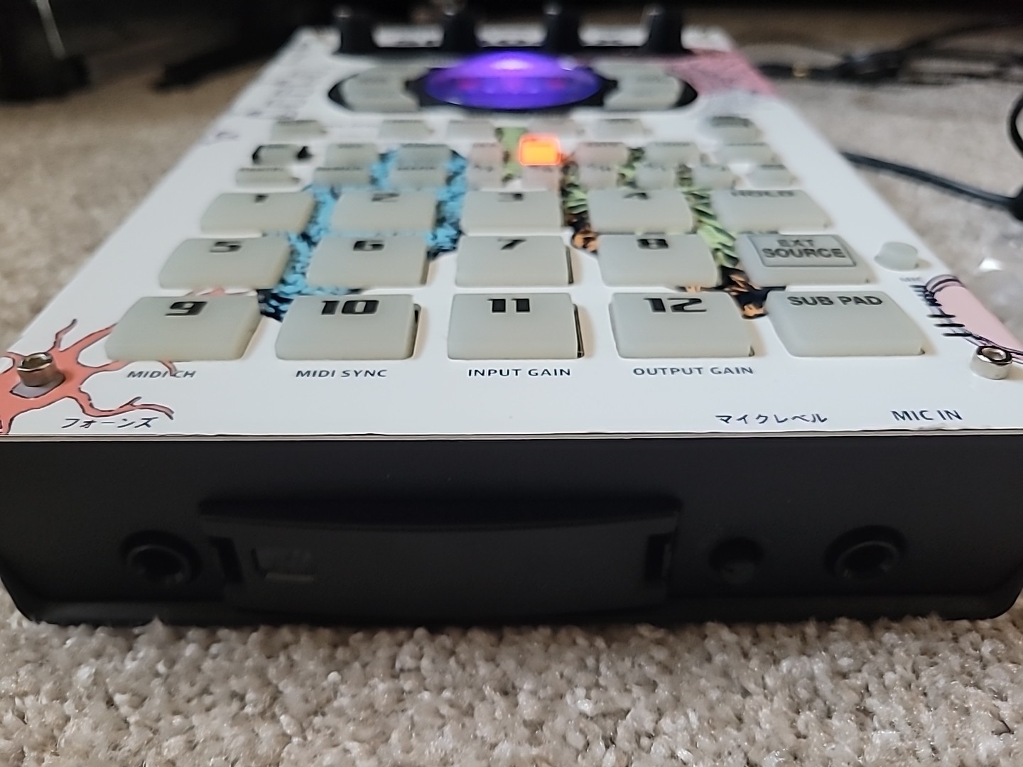 Roland SP-404SX Compact Linear Wave Sampler
