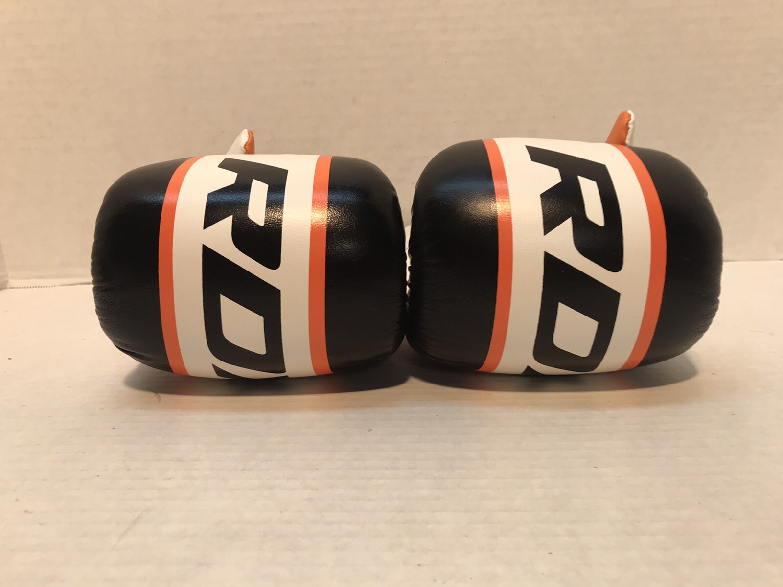 NEW RDX Punching Sparring Gloves w/ Tags