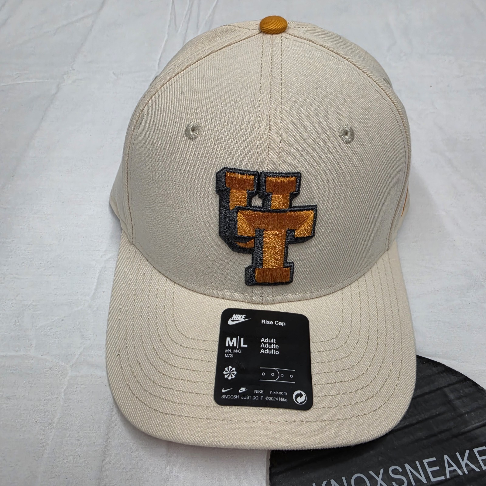 Nike Tennessee Volunteers Natural Max90 Adjustable Hat Size Medium/ Large
