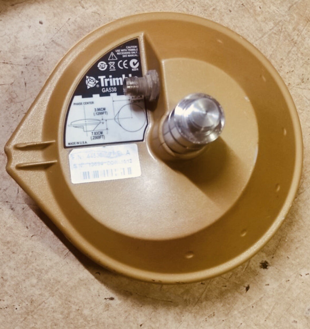 "Trimble Zephyr GA530 GPS/GNSS Antenna: Precision Navigation Solutions"