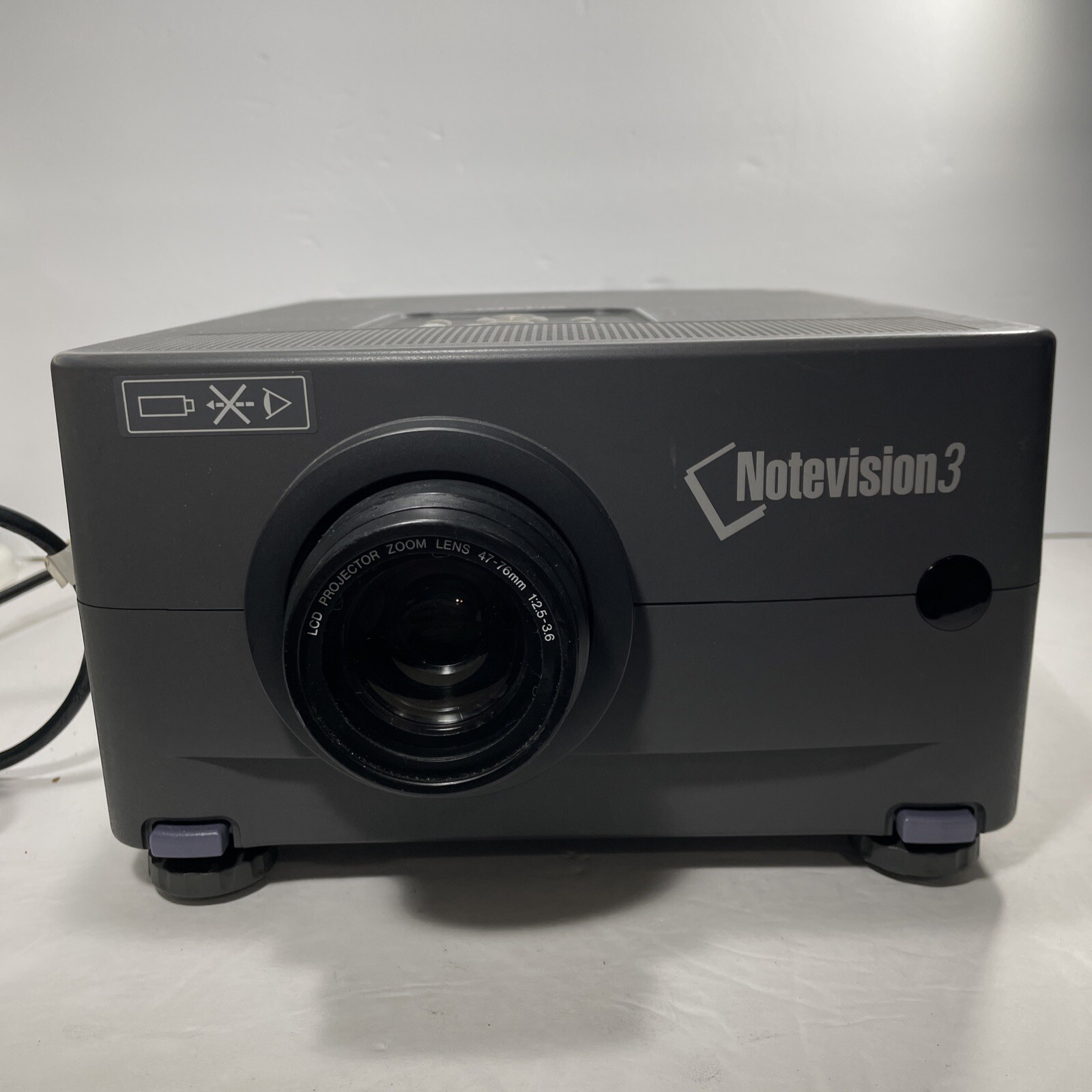 Video LCD Projector Zoom Lens W/ Remote SHARP Notevision 3 XG-NV3XU Working