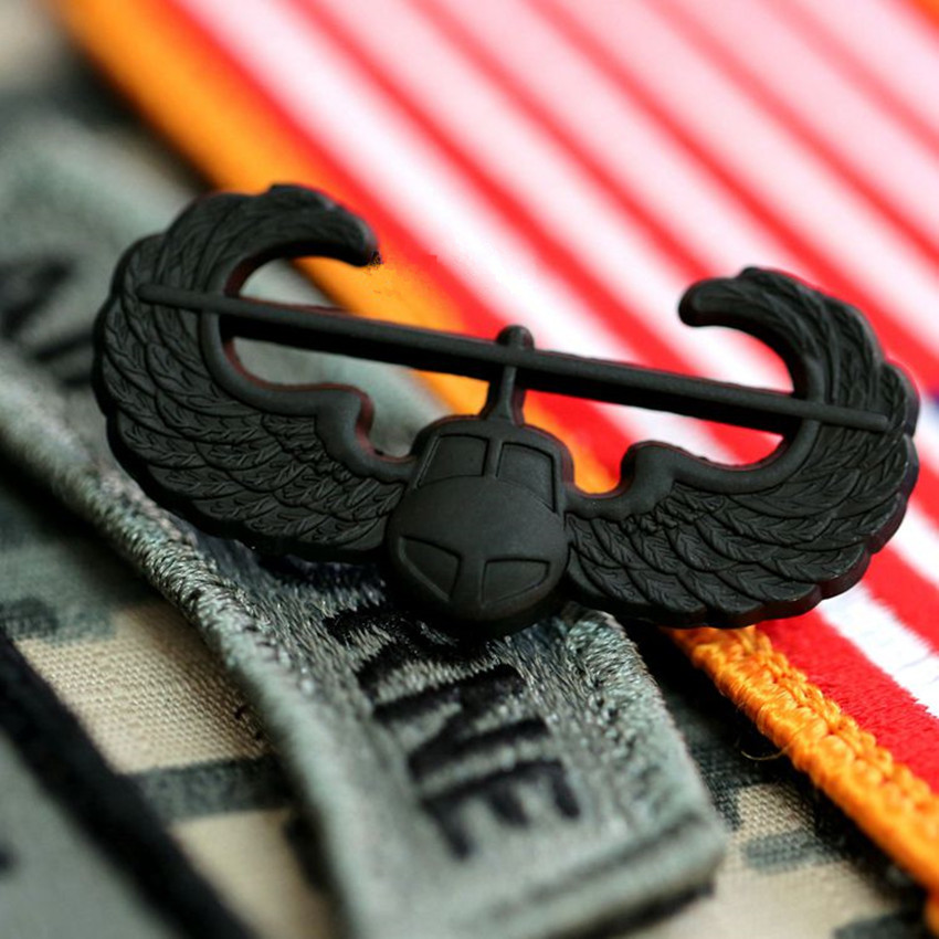 US Army The Air Assault Wings Pin Badge The Air Assault Pin Isignina Badge