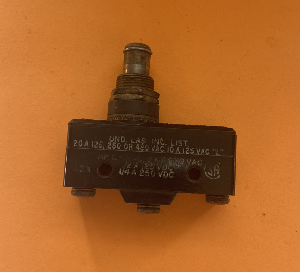 *USED* BA-2RQ1T- MICRO SWITCH-FREE SHIPPING*
