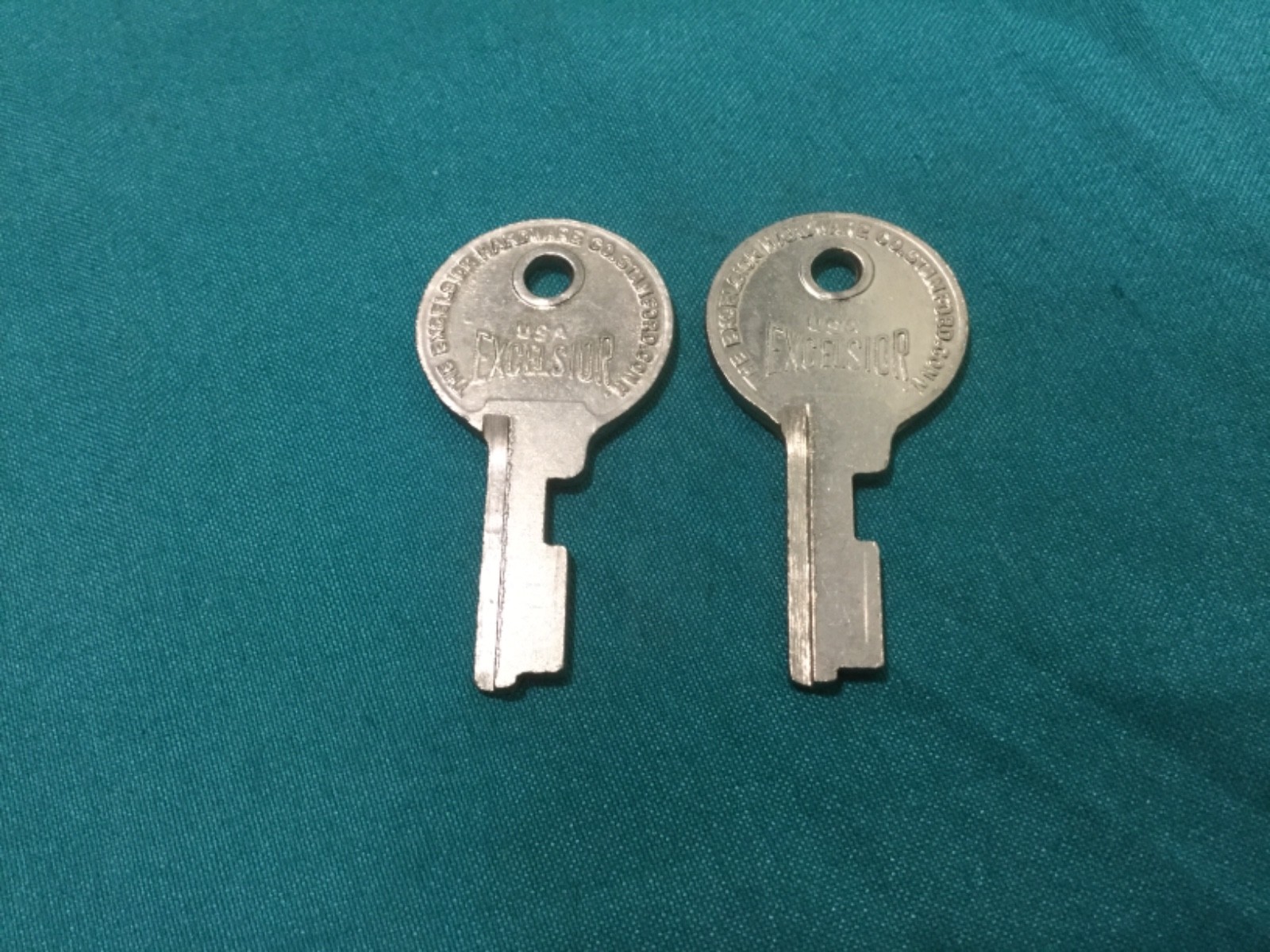 Excelsior Brand Luggage/Trunk Key Blanks, Set of 2 - Locksmith