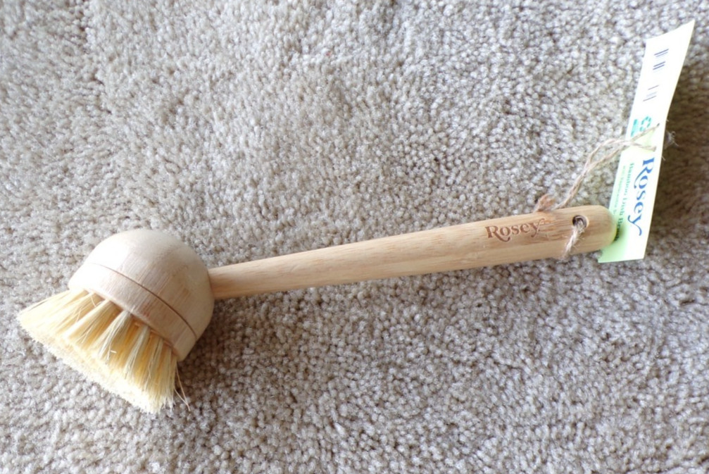 Rosey Bamboo Dish Brush @d8