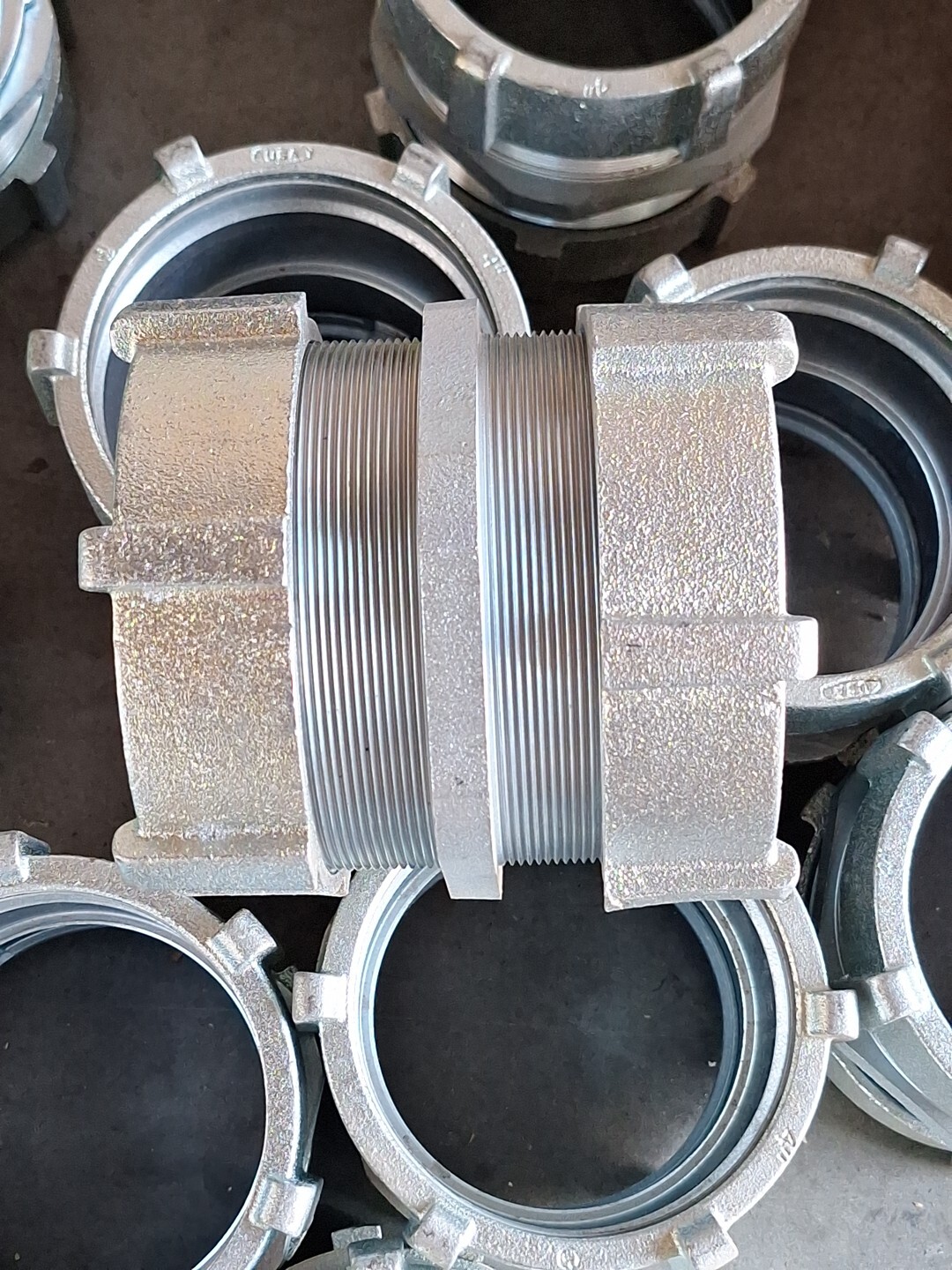 NEW O/Z Gedney USA 4" Inch Compression Coupling For Ridgid Appleton Topaz Rigid