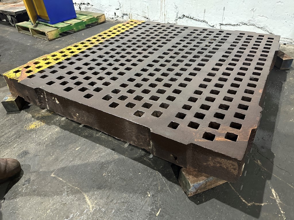 ACORN 5' X 5' WELDING PLATEN - CAST