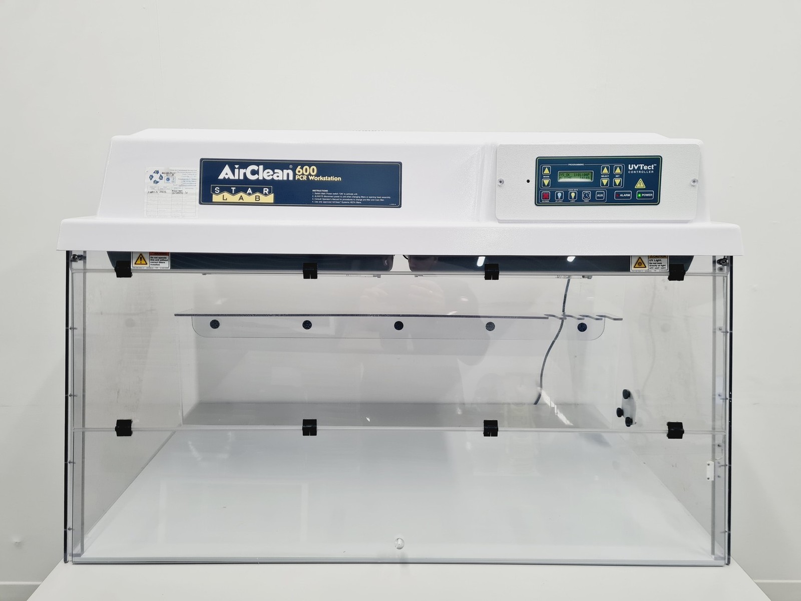 AirClean 600 AC648LFUVC-220 PCR Workstation Lab