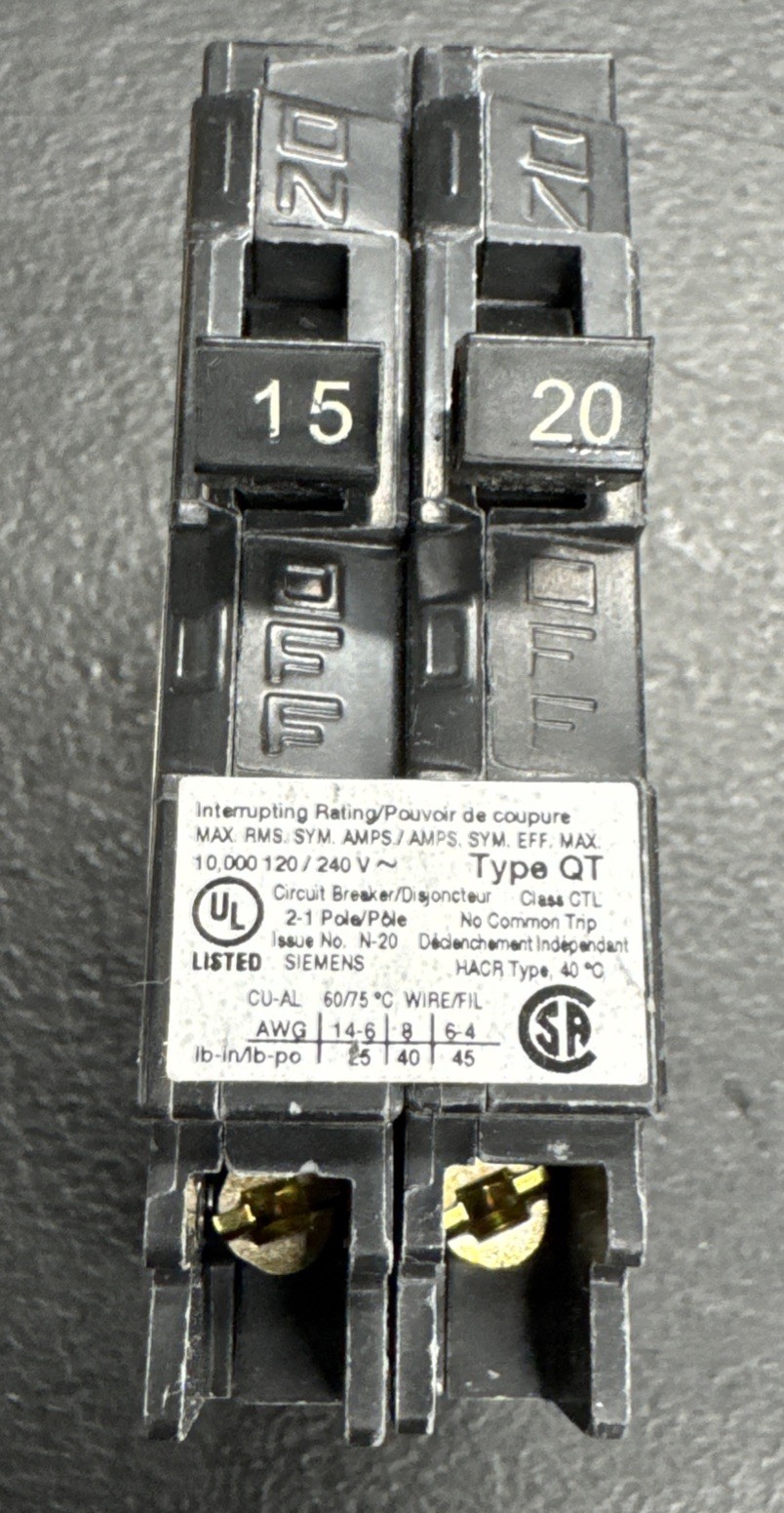 RV Circuit Breaker 15-20 Amp Double Breaker Siemens Q1520NC Box 25