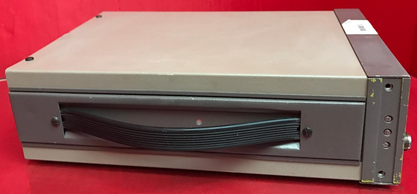 BOONTON 2520 RF CALIBRATOR S/N 26302AD