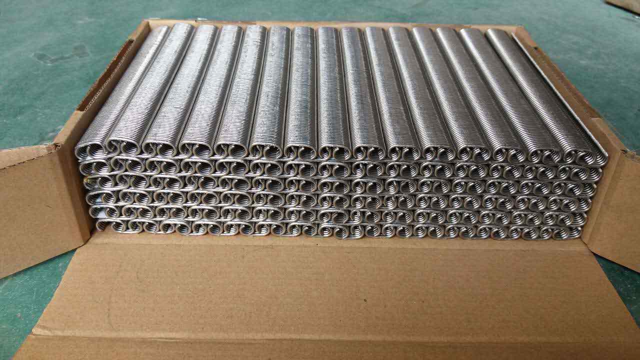 Meite SC7-15GA 3/4" C/Hog Ring Staples in Gal/Stainless Steel, 2500/10000 Pcs