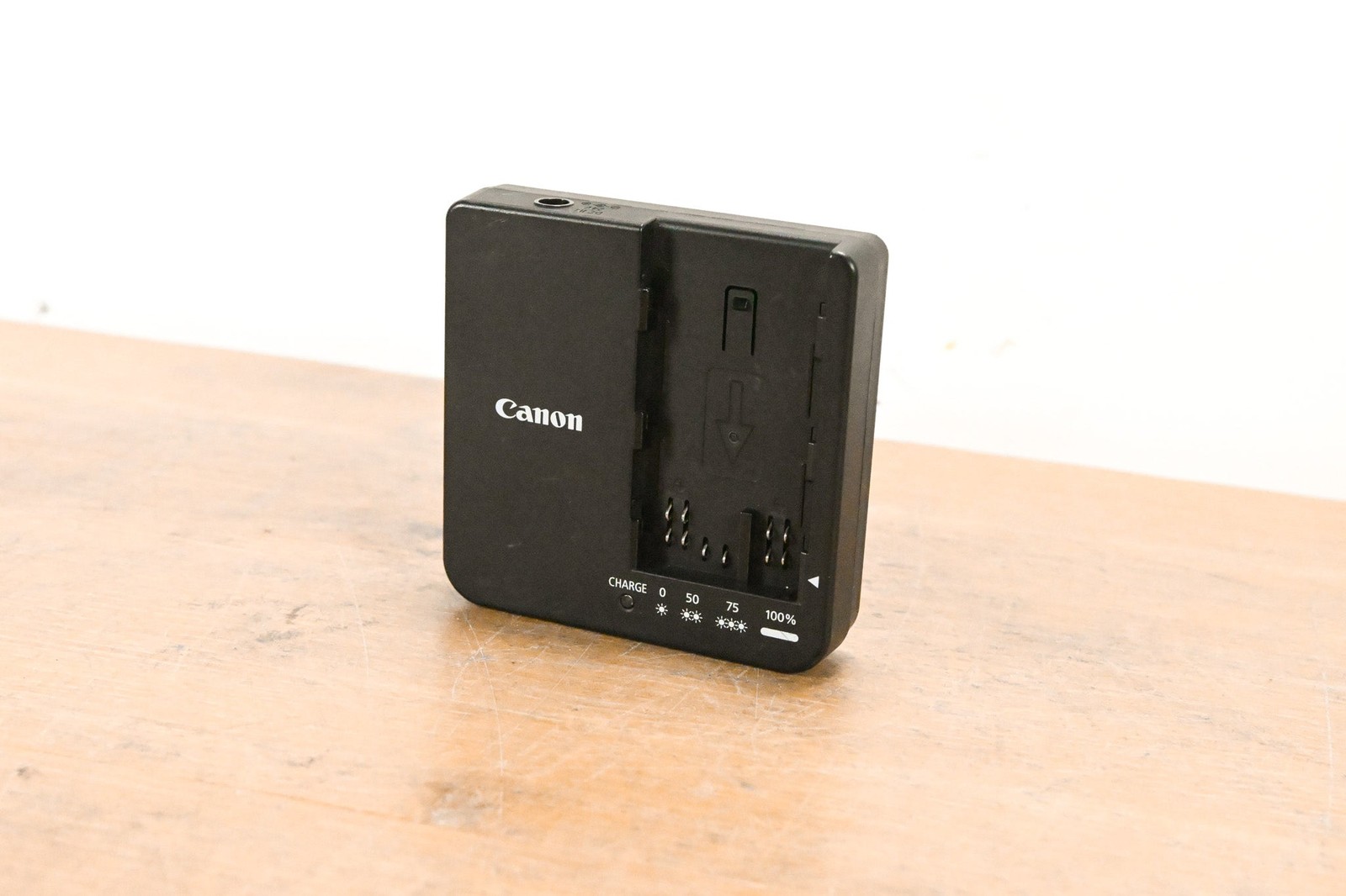 Canon CG-A20 Battery Charger (NO POWER SUPPLY) CG011HP