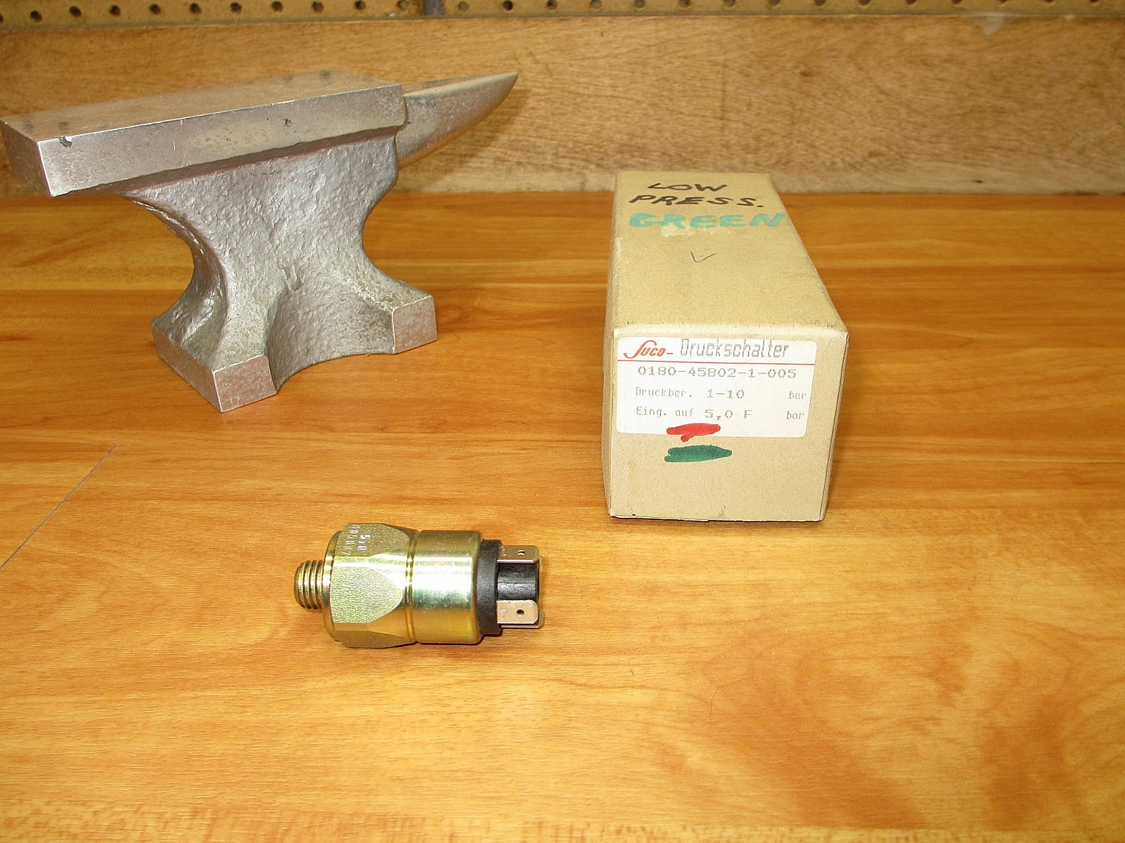 Suco 0180-45802-1-005 *NEW* Pressure Switch
