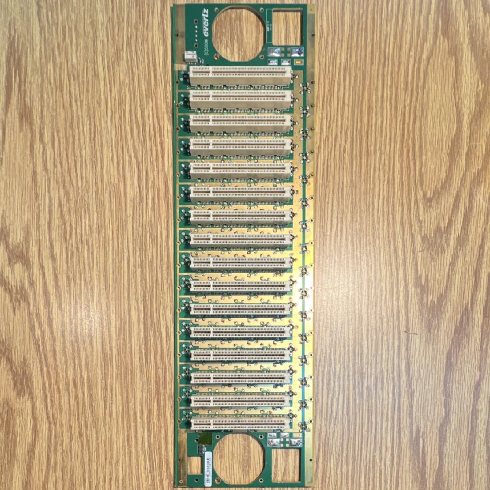 Evertz 500MI Backplane Board for Enterprise Network Server