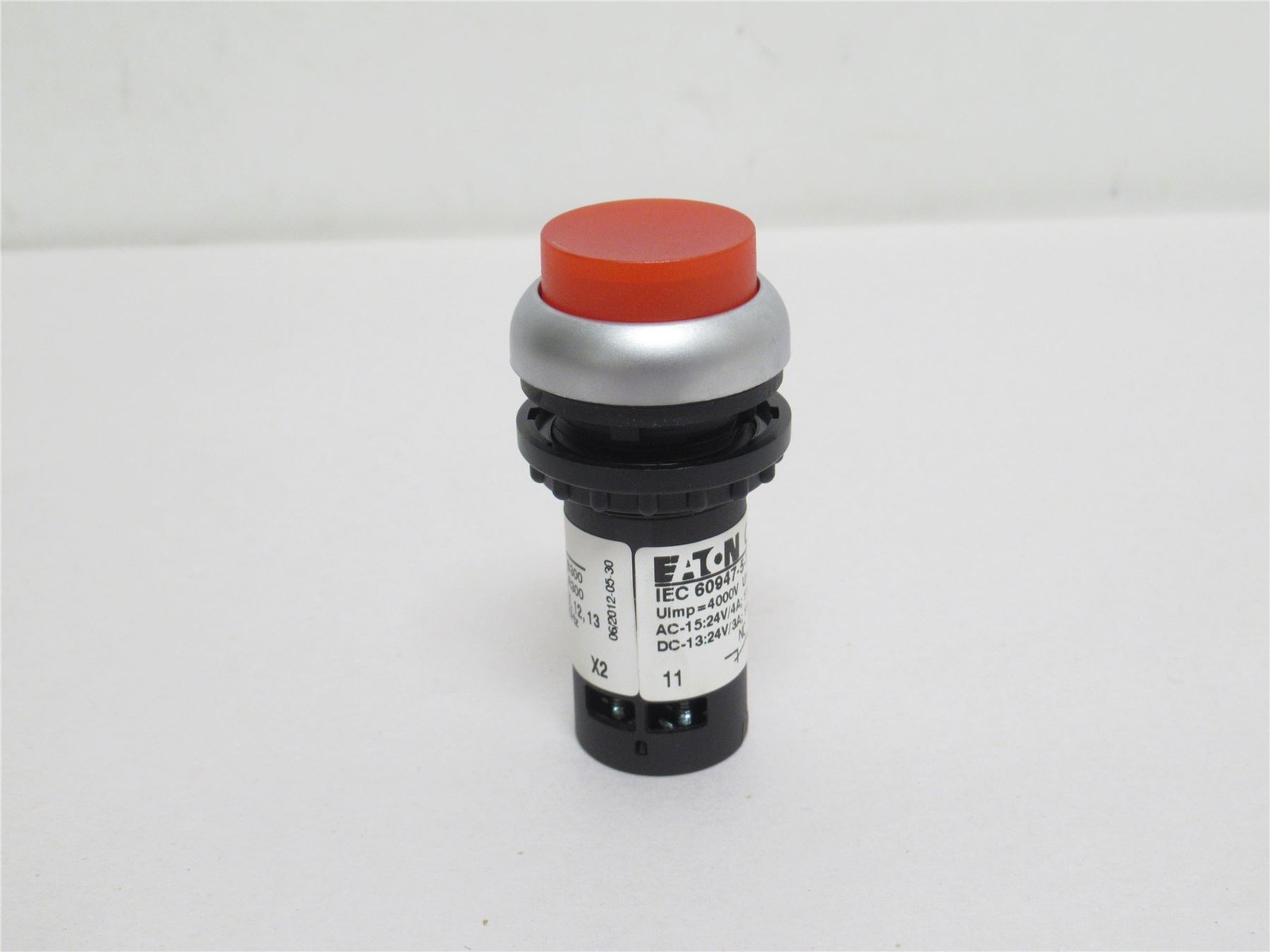 240384 New-No Box; Eaton C22-DRLH-R-K01-120 Illumin Push-Button; Red; 1NC; 120V