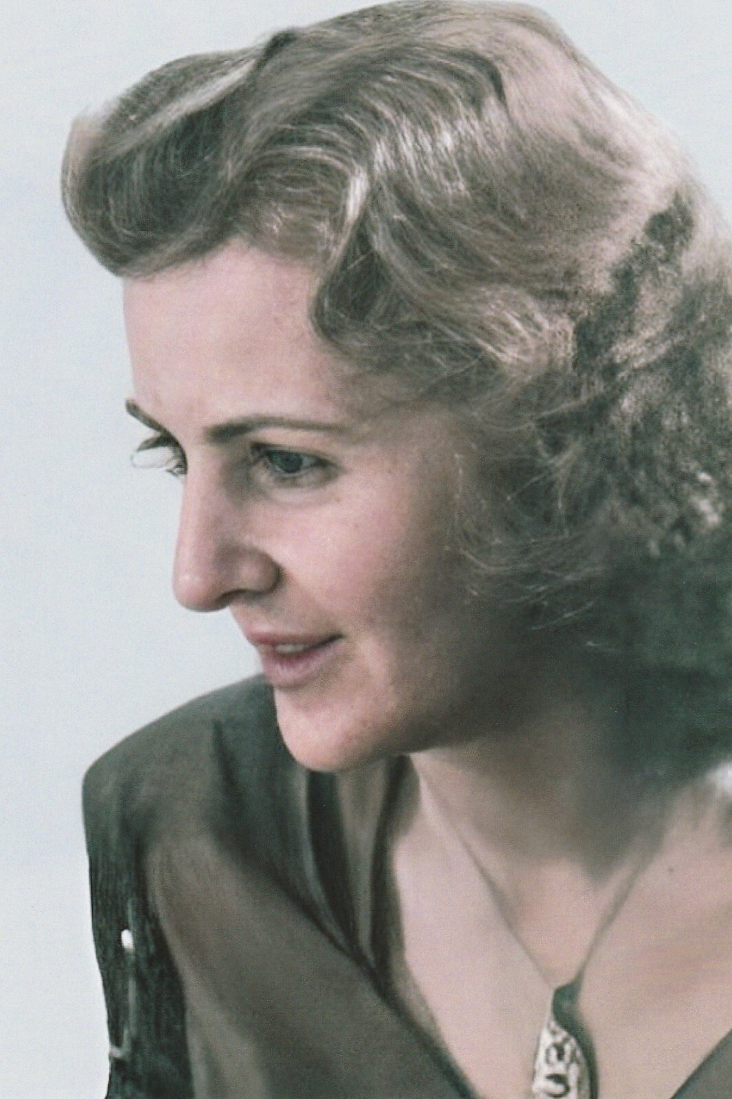 German WW II Photo ---   Eva Braun..