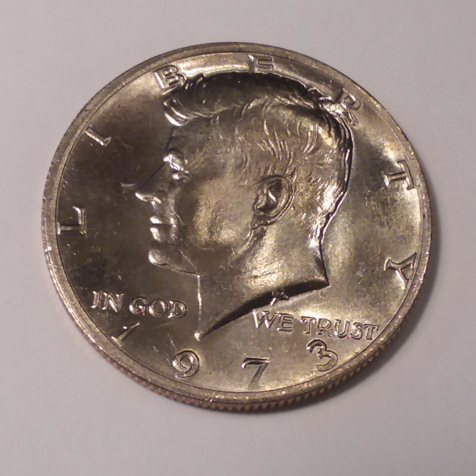 1973 P KENNEDY HALF DOLLAR VINTAGE UNITED STATES COIN COLLECTIBLE