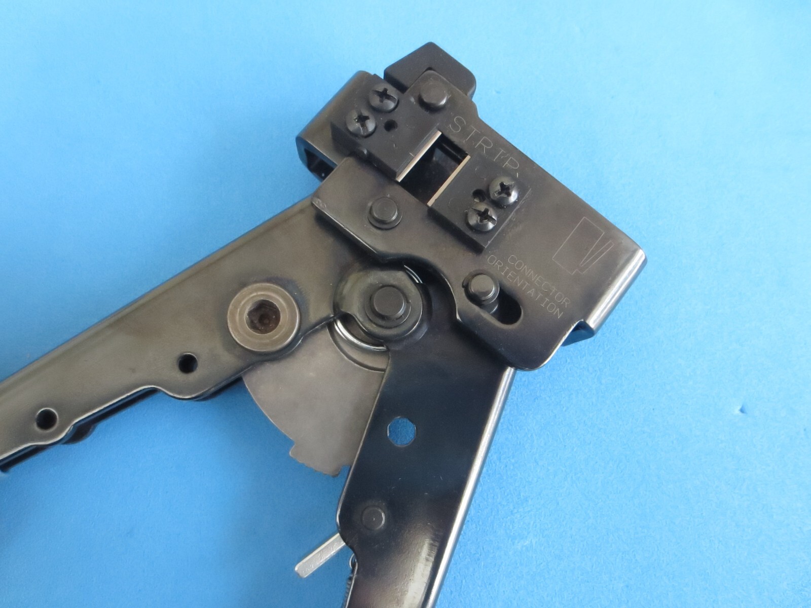 AMP Tyco 2-231652-0 Crimp Crimper Wire Strip Modular Network Plug Hand tool