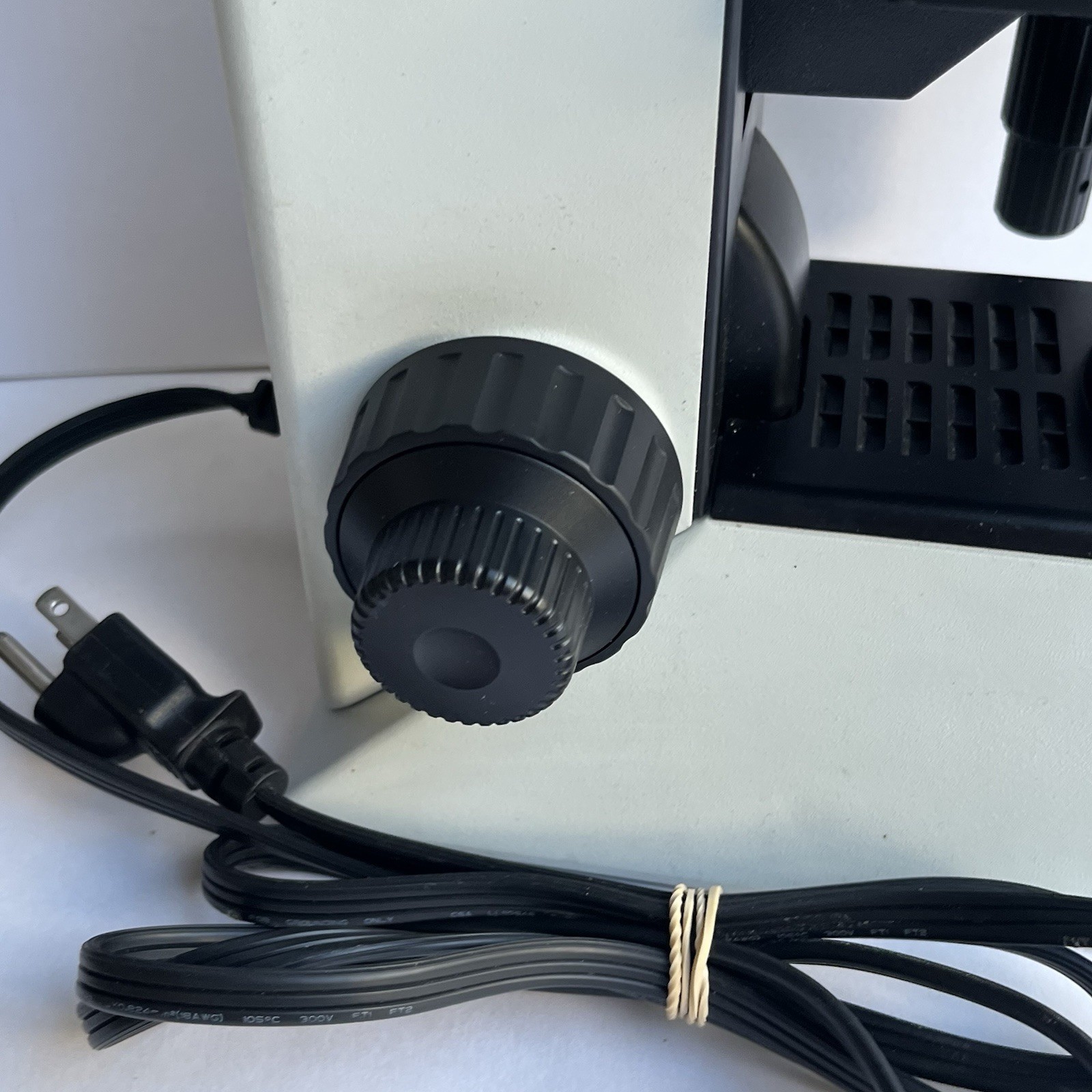 OLYMPUS CX21 CX21FS1 Binocular Microscope Plan x4 x10 x40 x100 Objectives