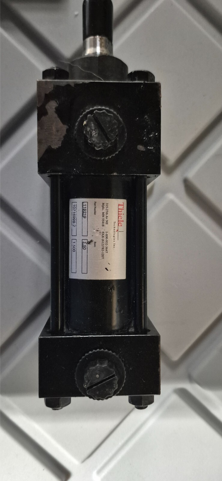 Thiele Technologies double activated air cyclinder