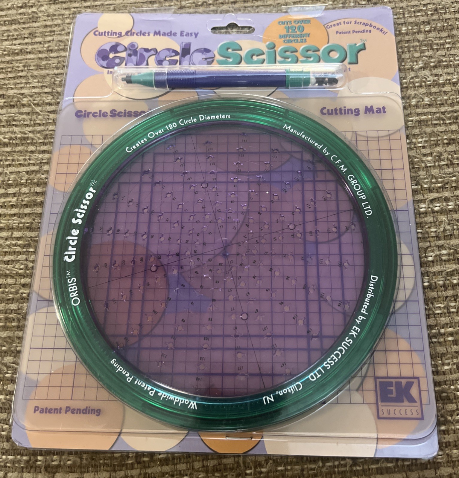NEW EK Success CIRCLE SCISSOR With Cutting Mat & 3 Blades #2 Scrapbooking Crafts