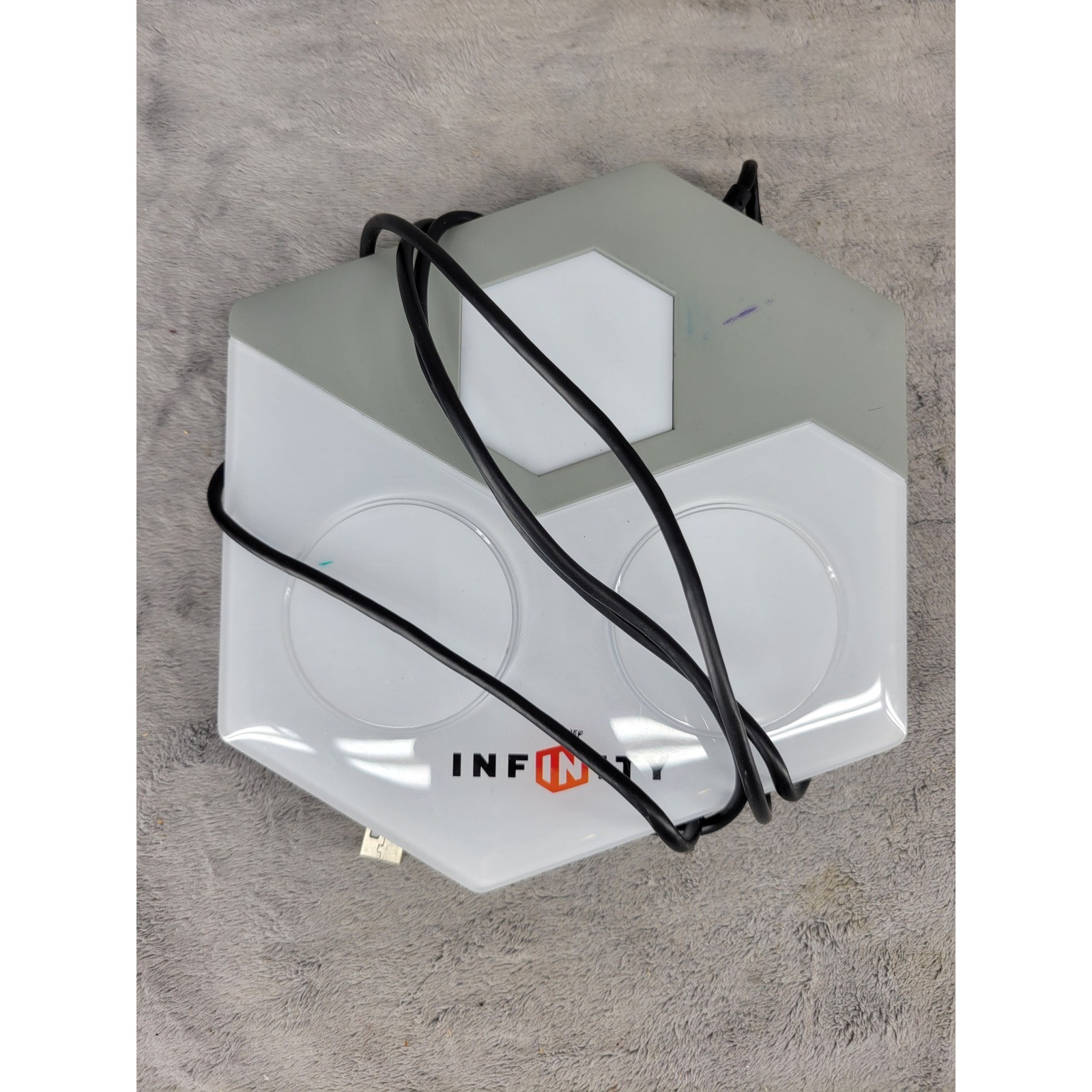 Disney Infinity Base Portal for Xbox 360 Model INF-8032385 White USB Wired