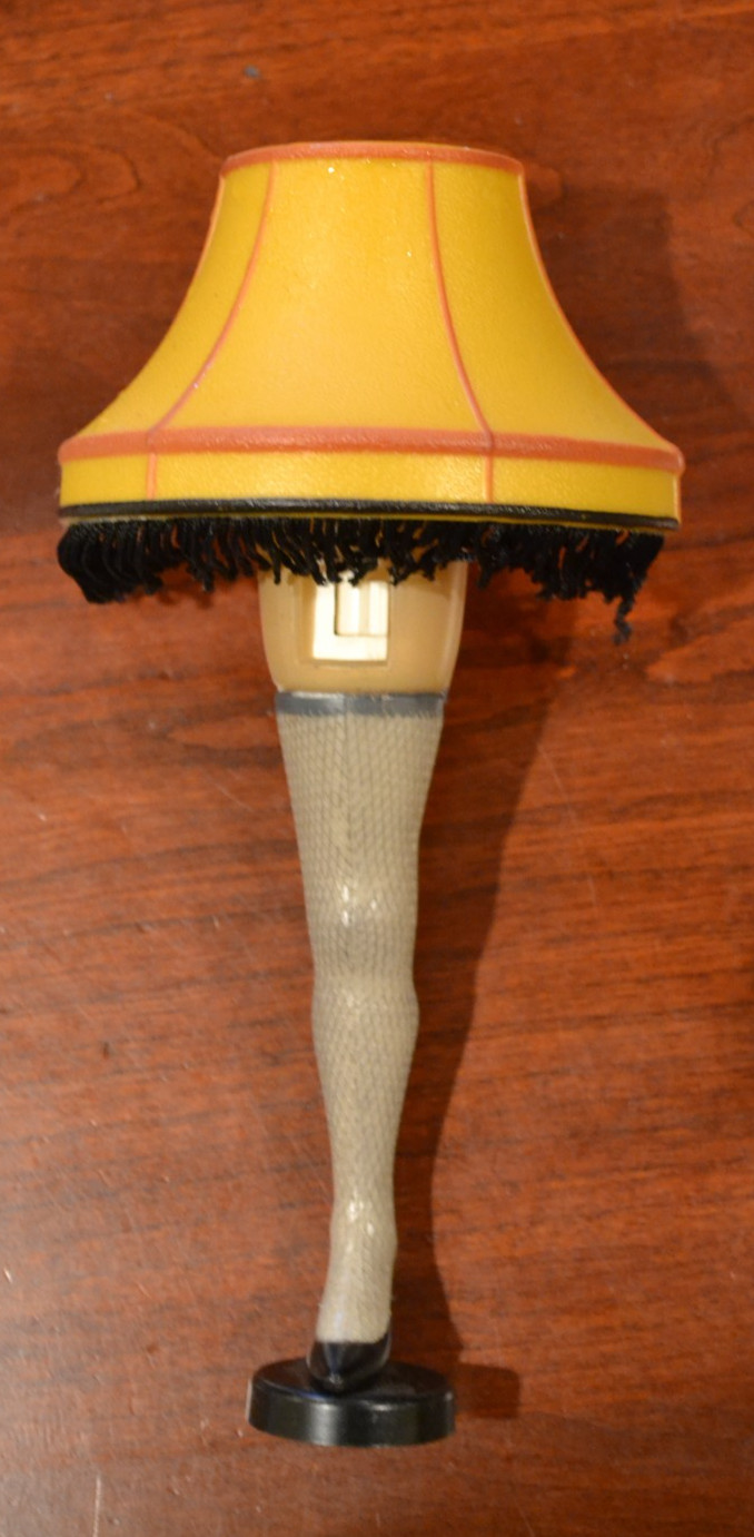 A CHRISTMAS STORY LEG LAMP NIGHT LIGHT MAN CAVE RALPHIE OLD MAN WORKING FISHNET