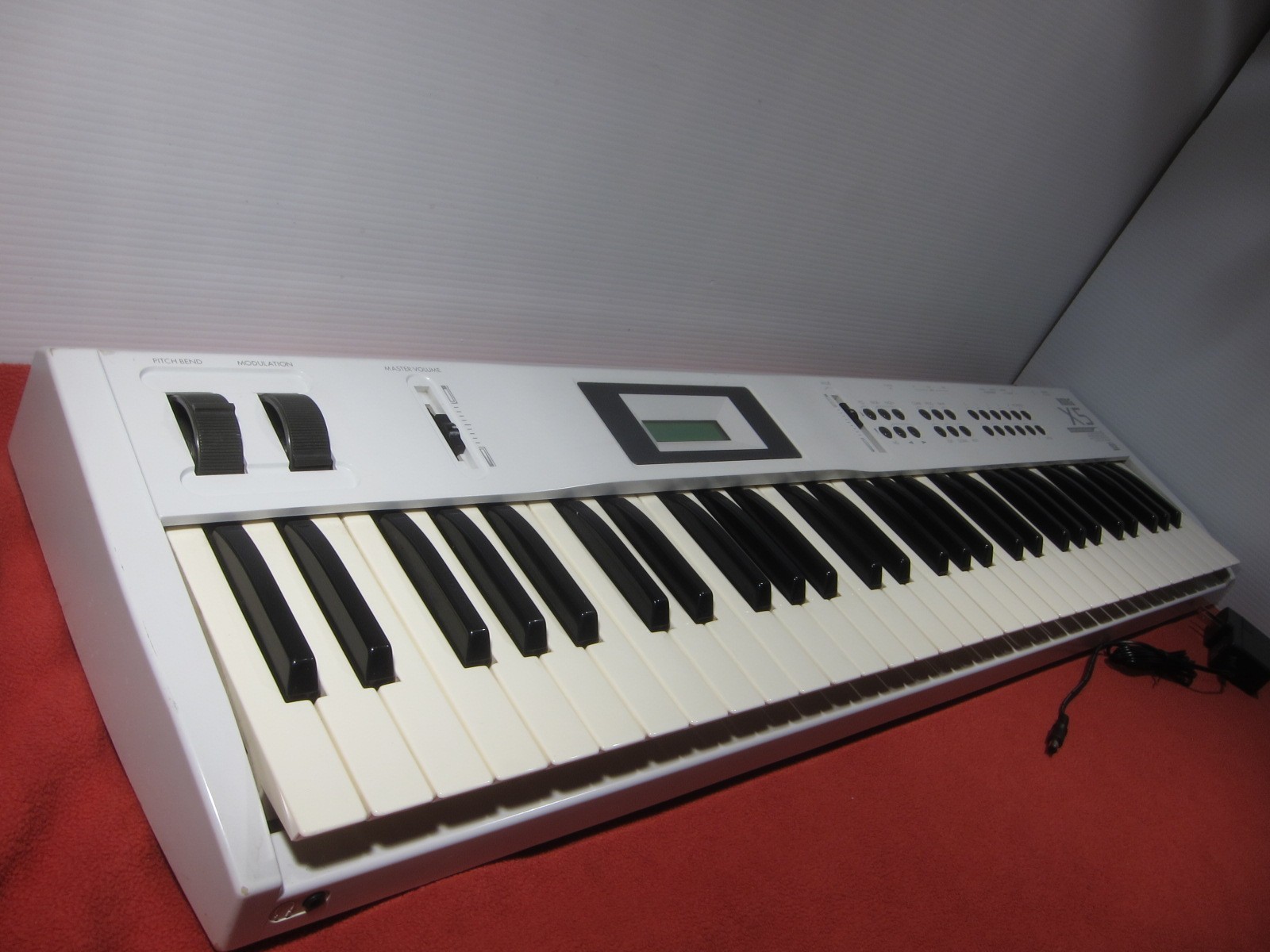 KORG X5 White Music Synthesizer 61 Tested Rare w/ Power Supply / Fast Shipping