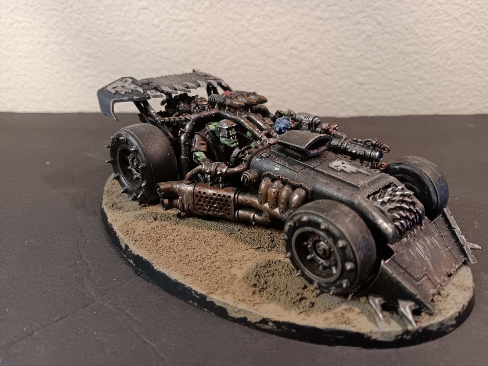 1 Warhammer 40k Orks Shokkjump Dragsta painted