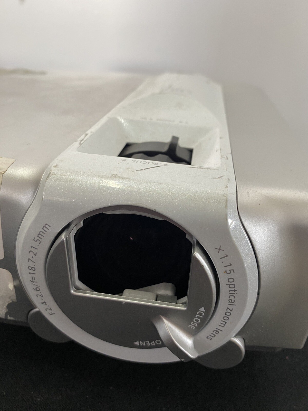 TAXAN DATA PROJECTOR KG-PV131XH30