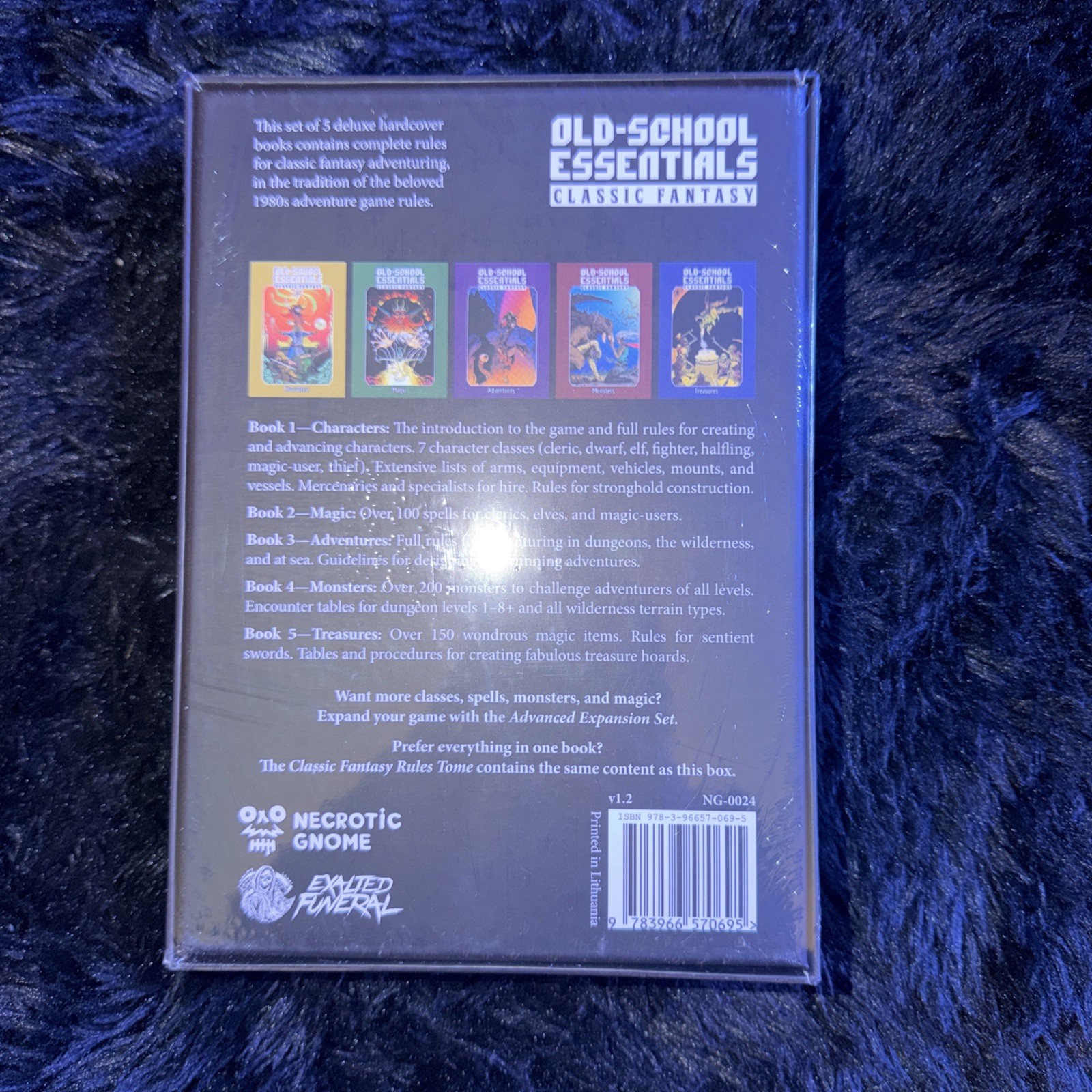 Old School Essentials: Classic Game Set, Box Set