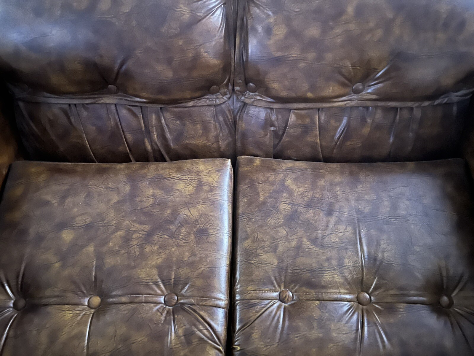 Leather Couches With Tables