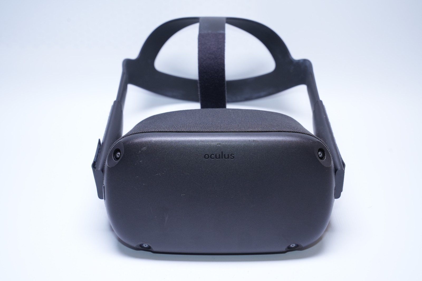 Oculus Quest MH-B Standalone All-In-One VR Gaming Headset Black Built-In Audio