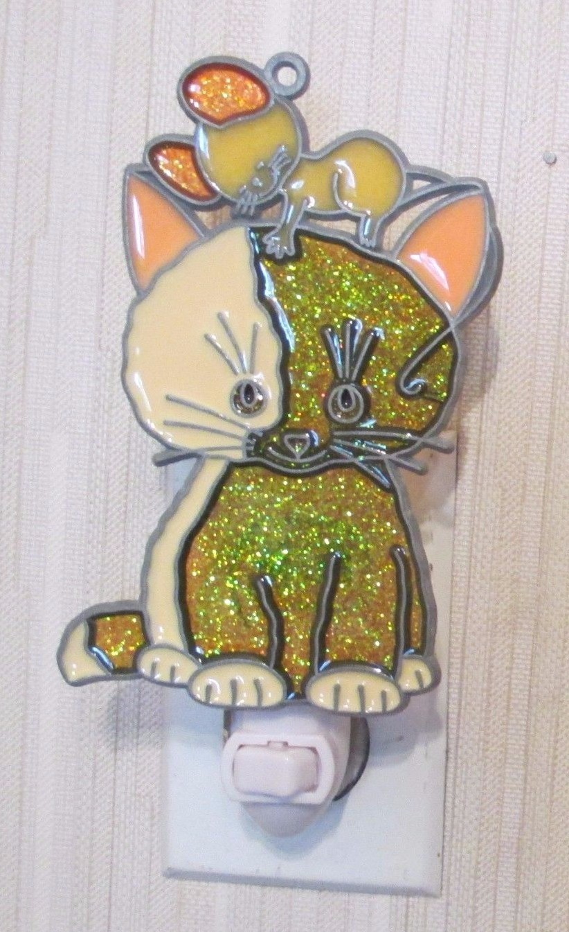 CAT AND MOUSE NIGHTLIGHT (SUNCATCHER LIGHT)