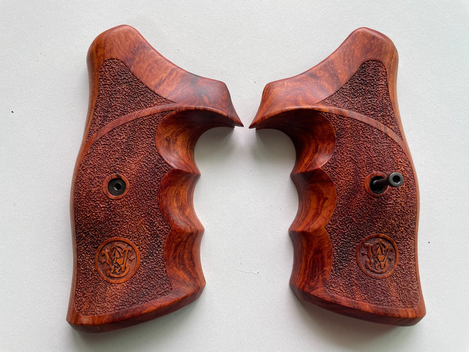 New Checkered on Hard wood grips for S&W, N FRAME SQUARE BUTT #NSq02