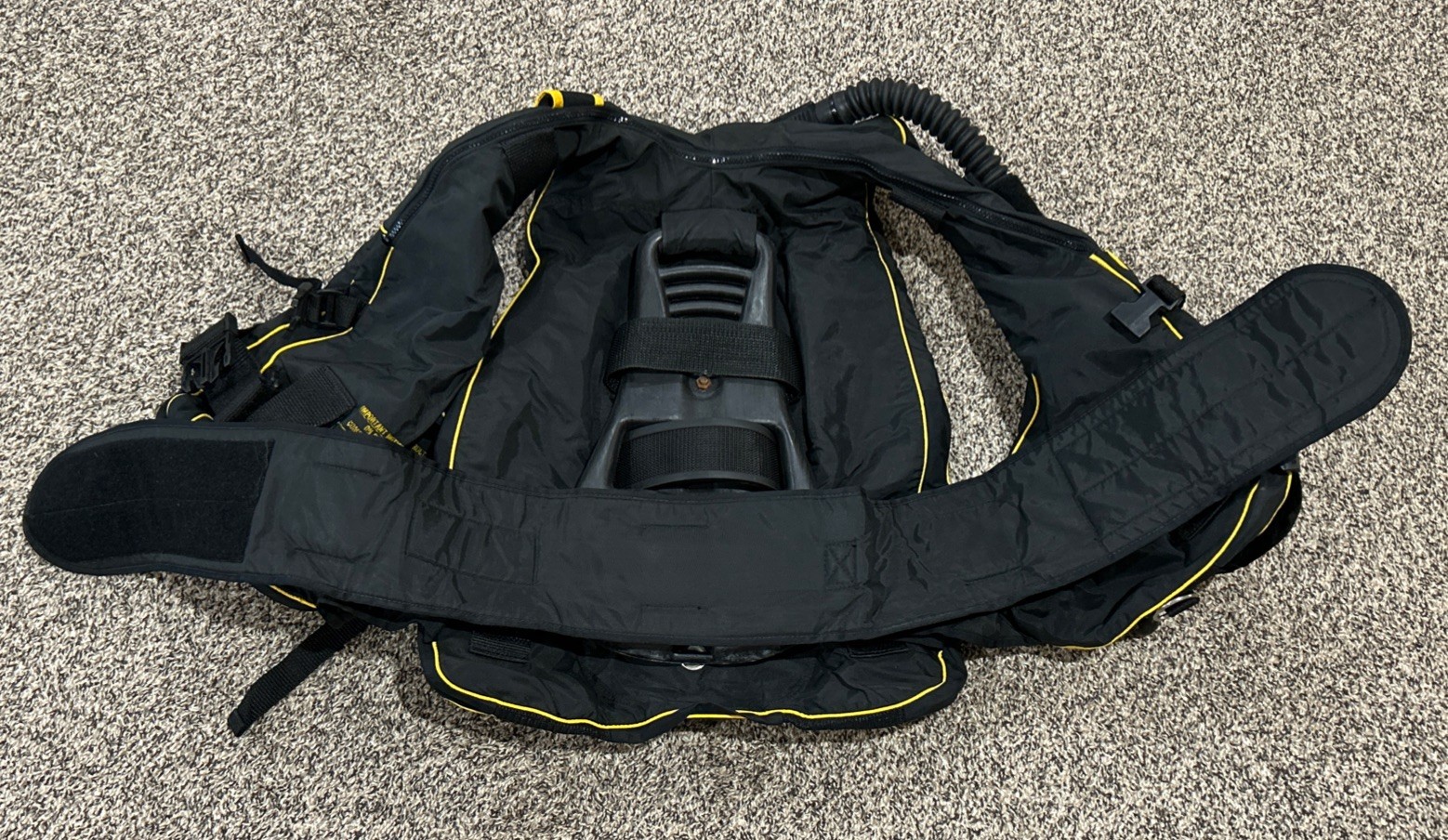 Techni Pro Scuba Diving Yellow Vest Size LARGE