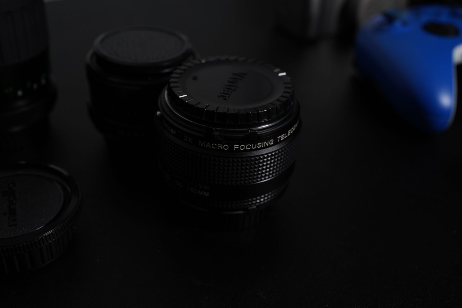 Minolta SRT SC-II Camera With Vivitar Lenses & Caps