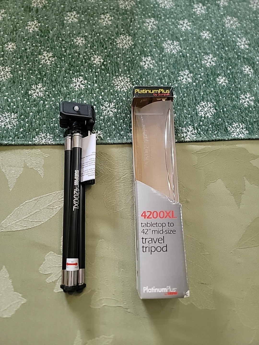 Sunpak PlatinumPlus 4200XL 42" Tripod