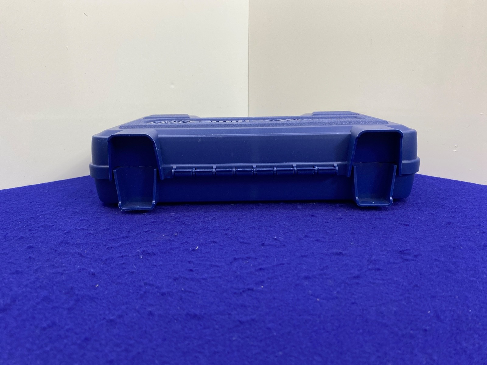 Smith&Wesson Factory Blue Hard Case with Foam Insert & Hoppes Cloth Factory OEM