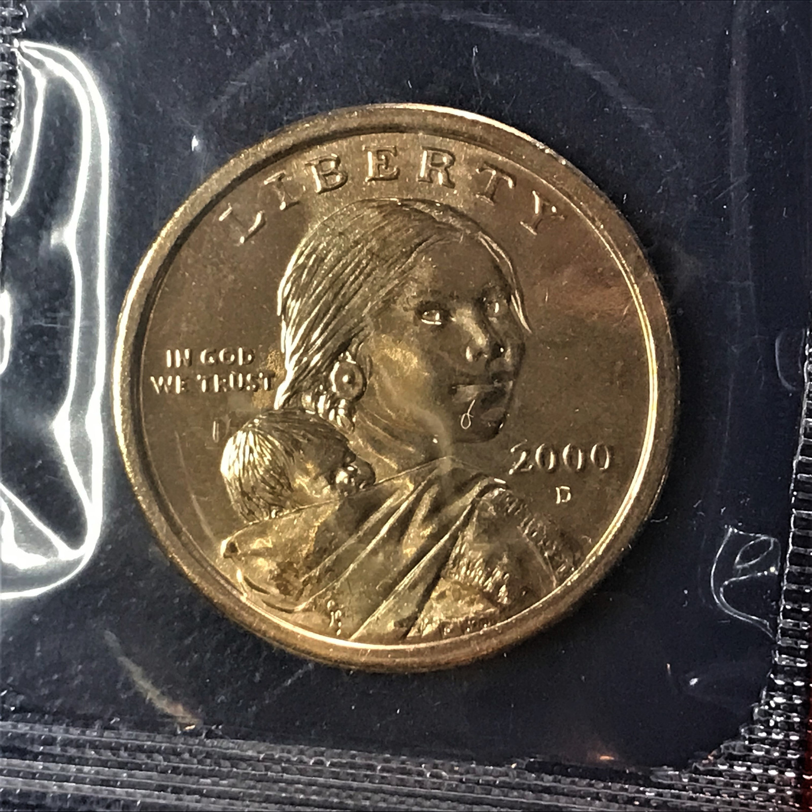 2000 D BU Sacagawea Dollar from US Uncirc Mint Set in Original Cello First Year