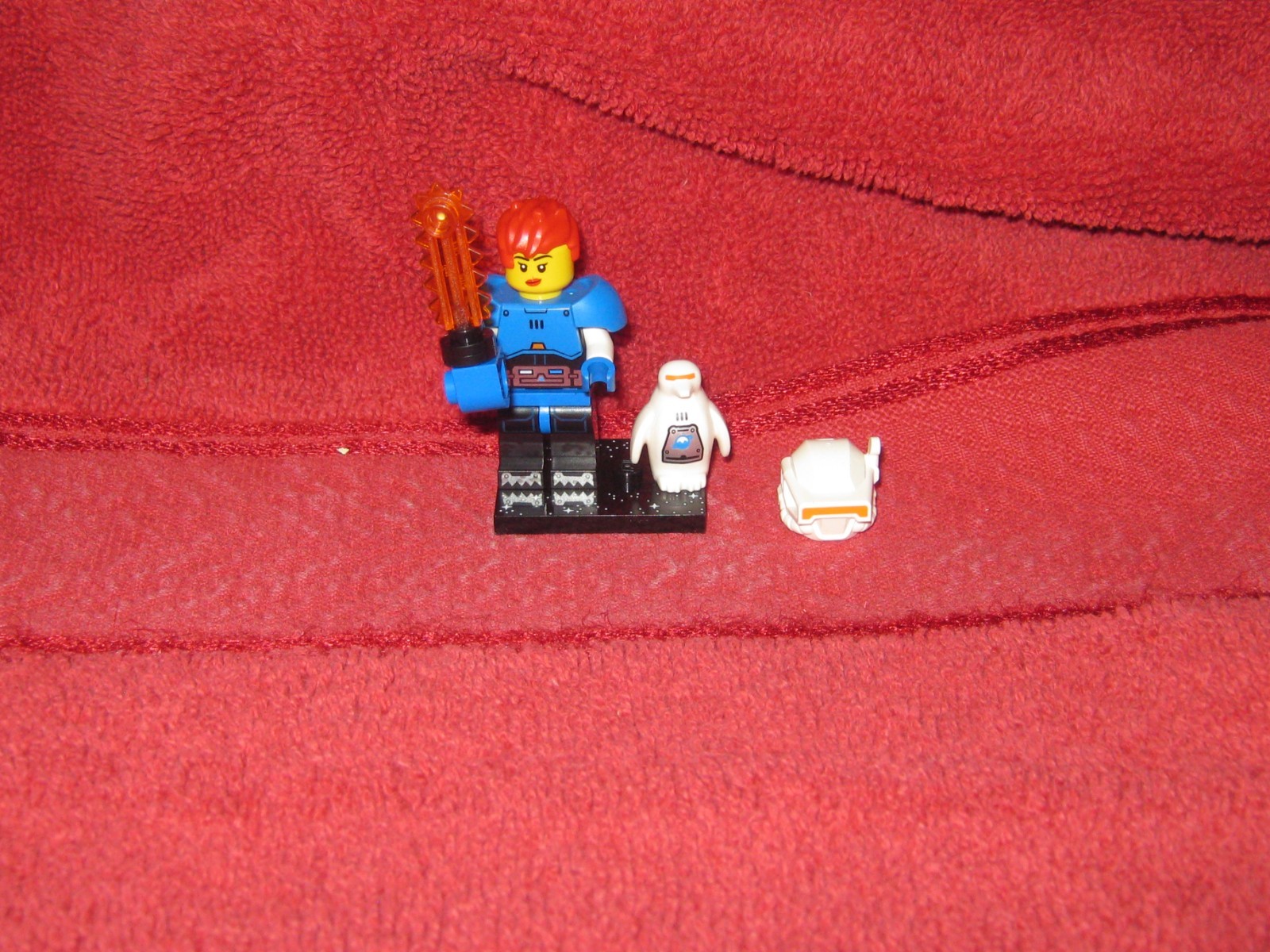 Lego Mini Figures - Space - Series 26 - 71046 - Ice Planet Explorer