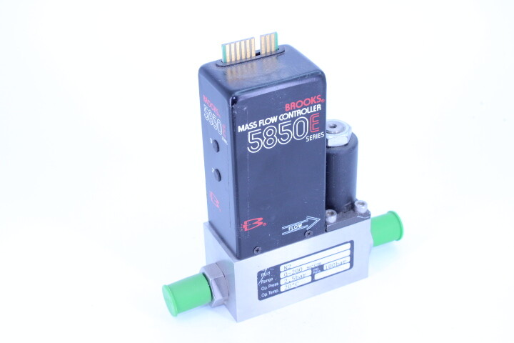 Brooks Mass Flow Controller 5850E 0-200SCCM