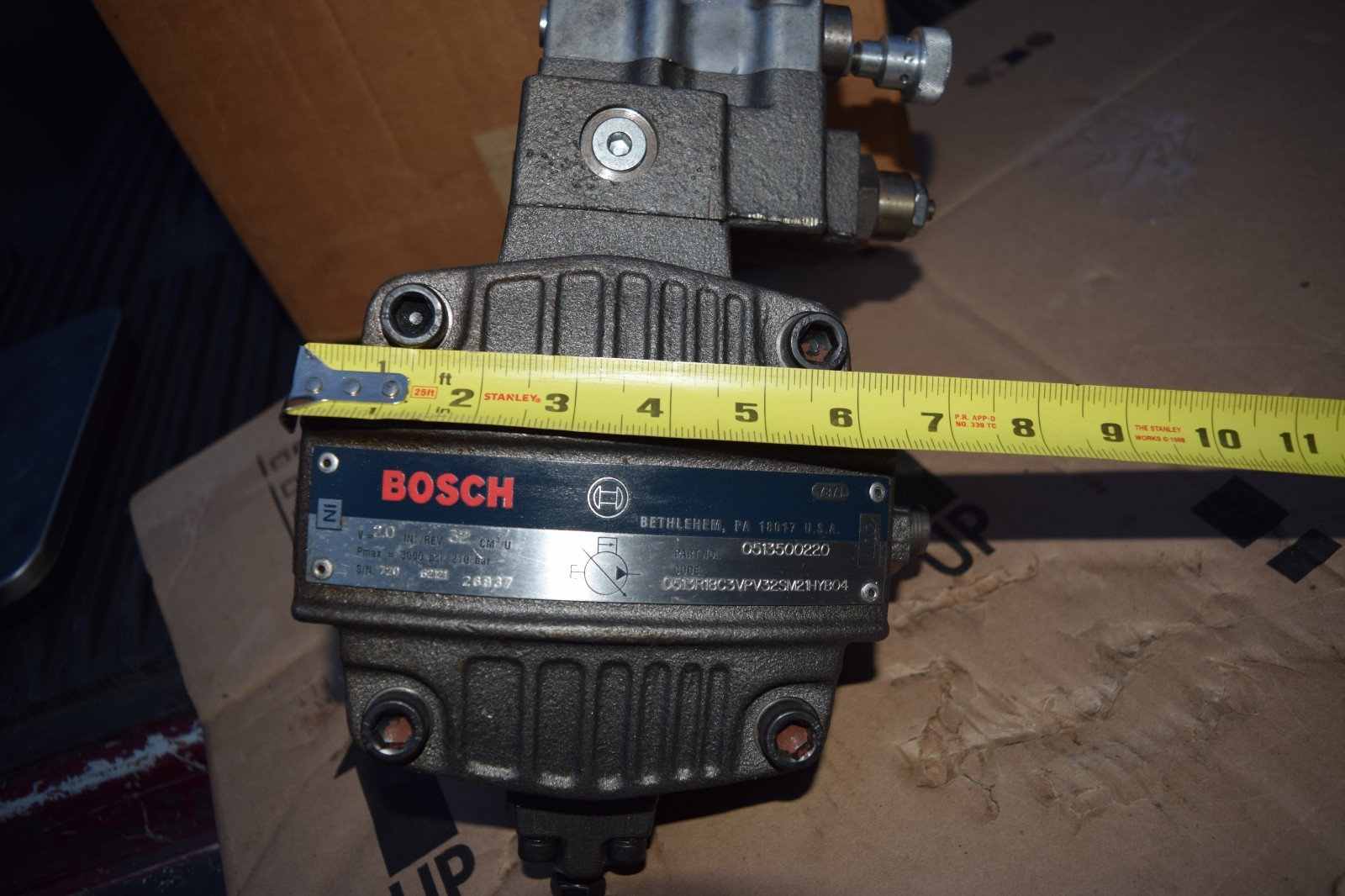 BOSCH 0513500220 Vane Pump