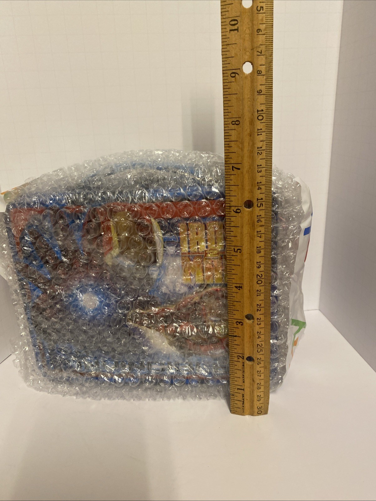 Iron Man 2 I'm Invincible Tin Box 2010 Lunch Box