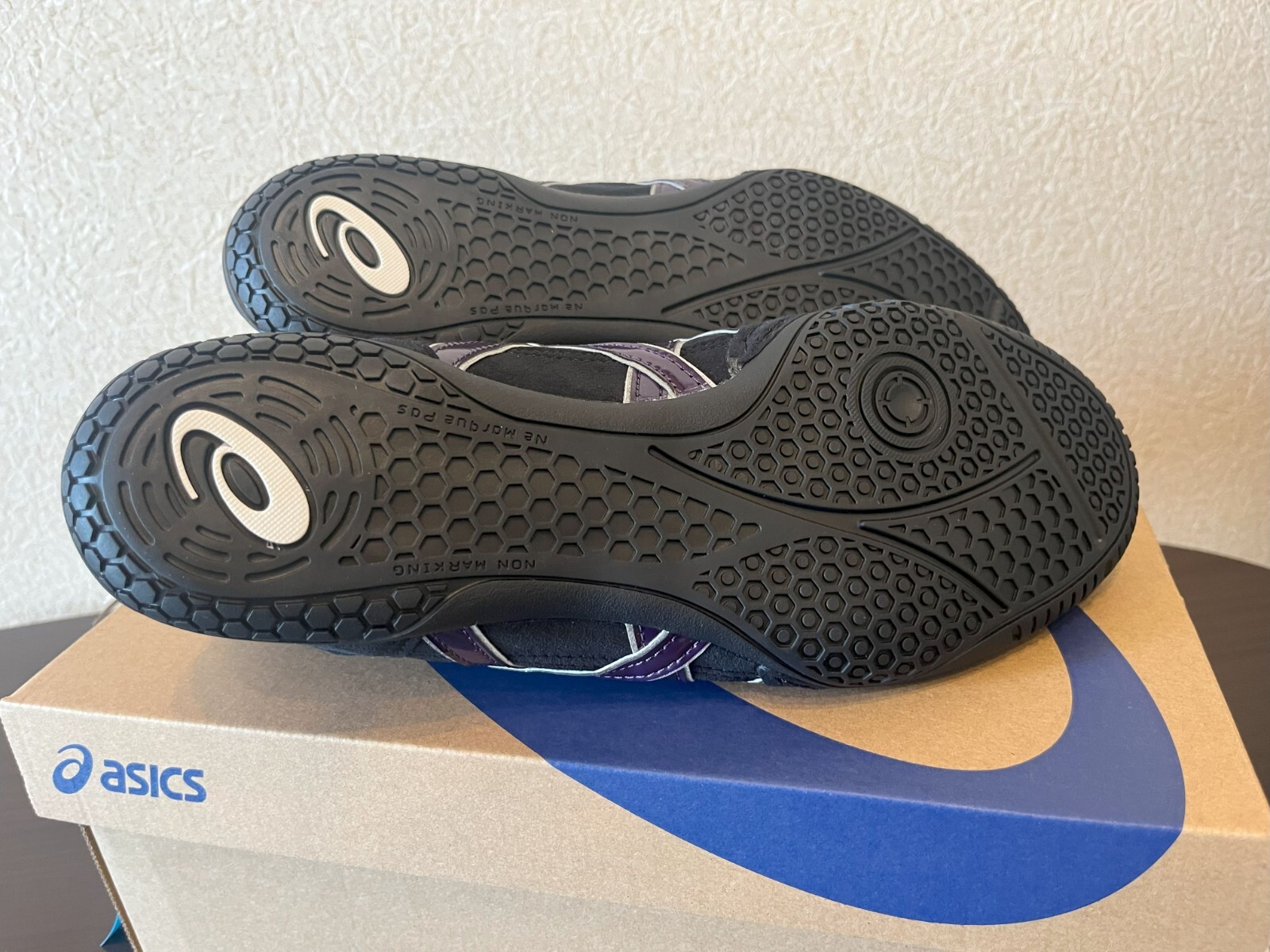 【Shoe bag included】 Asics Wrestling Shoes EX-EO 1083A001 Black x Purple x Silver