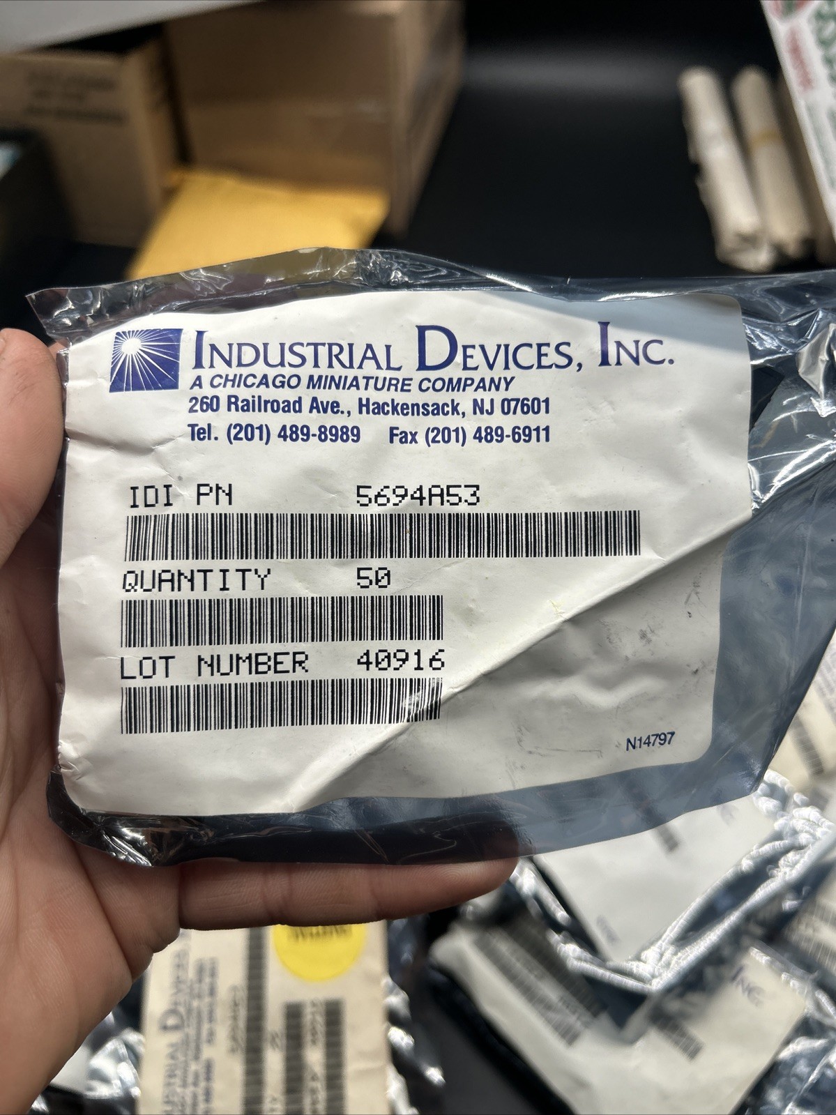 Old Stock LOT 100 EA INDUSTRIAL DEVICES MINI LAMPS Red