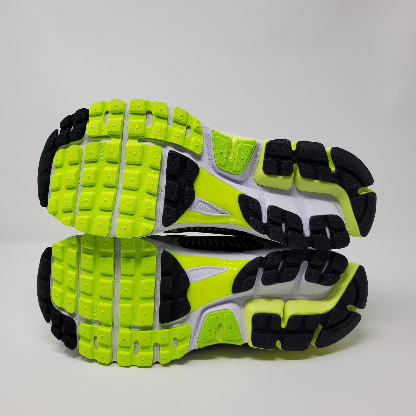 Nike Air Zoom Vomero 5 “Volt Green Platinum Black” FB9149-701 Men’s Size 9.5