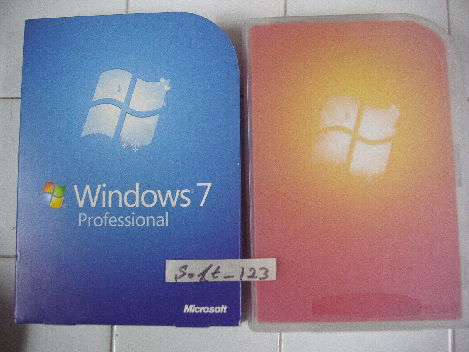 Microsoft Windows 7 Professional Full 32 & 64 Bit DVDs MS WIN PRO =SEALED BOX=